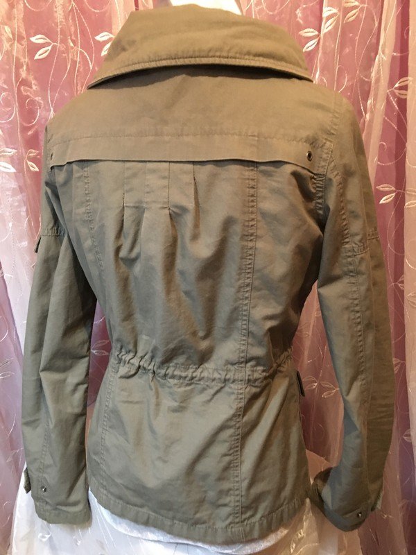 Leichte Jacke