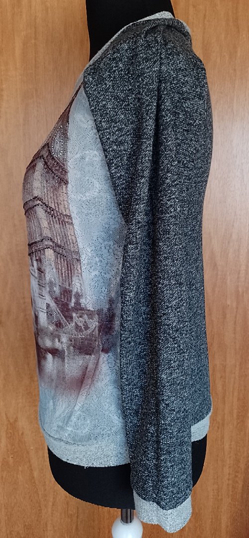 Tolles Langarmshirt mit Spitzenstoff und Glitzersteinchen, Gr. L