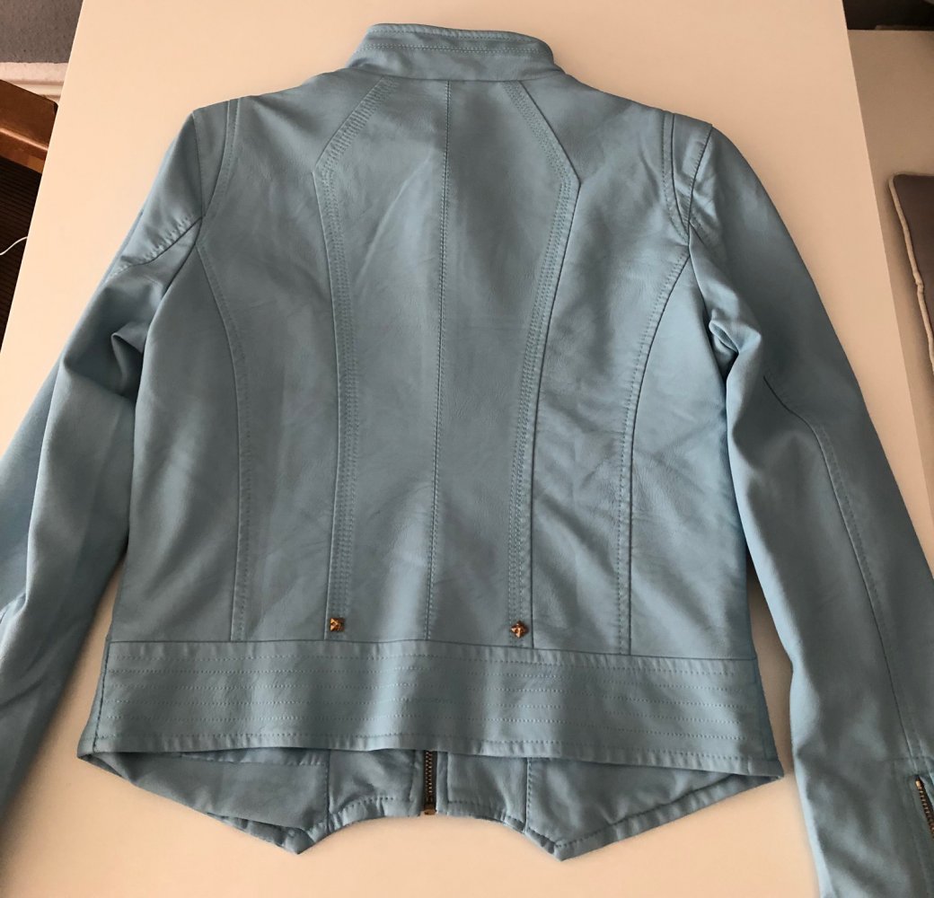Französische babyblaue Kunstlederjacke! Neu!