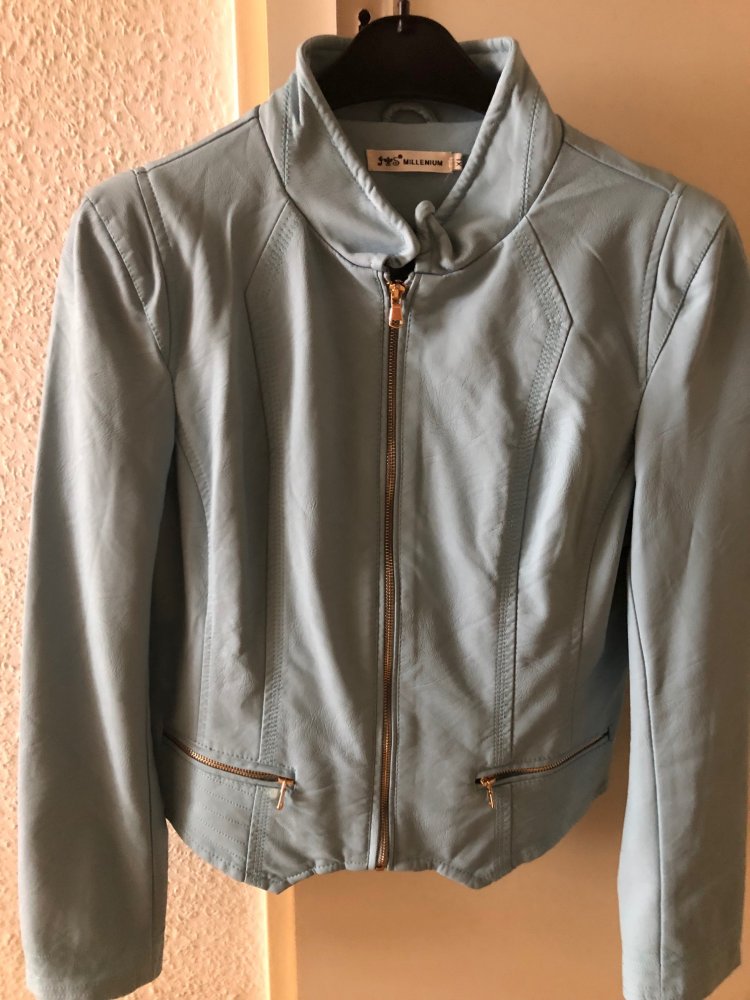 Französische babyblaue Kunstlederjacke! Neu!