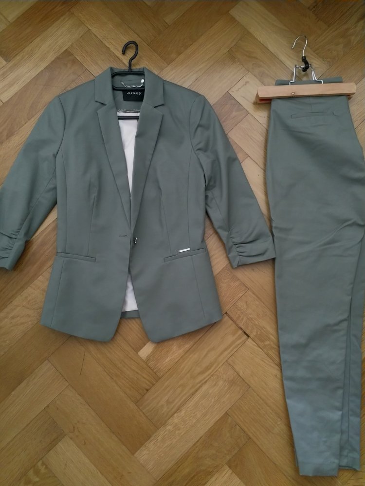  Kostüm NEU (Blazer + Hose) ungetragen - Größe 34/36
