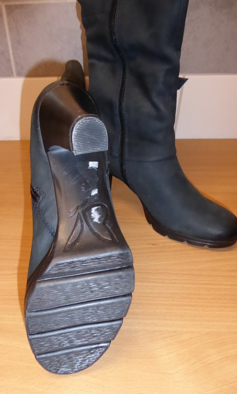 Caprice Stiefel Grau Leder mit Stulpe und Schleife Gr. 5 (38) neu