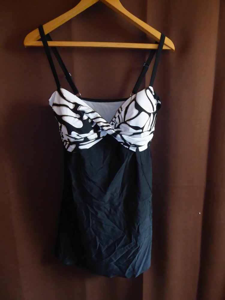 Damen Badeanzug Gr. 48 Schwarz Weiß bpc selection
