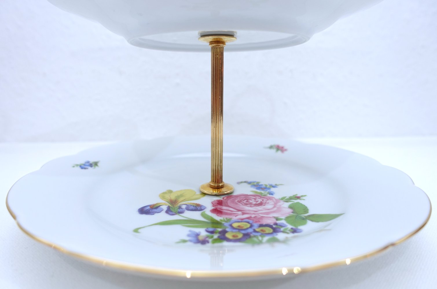Triptis Etagere, Porzellan, Goldrand, retro