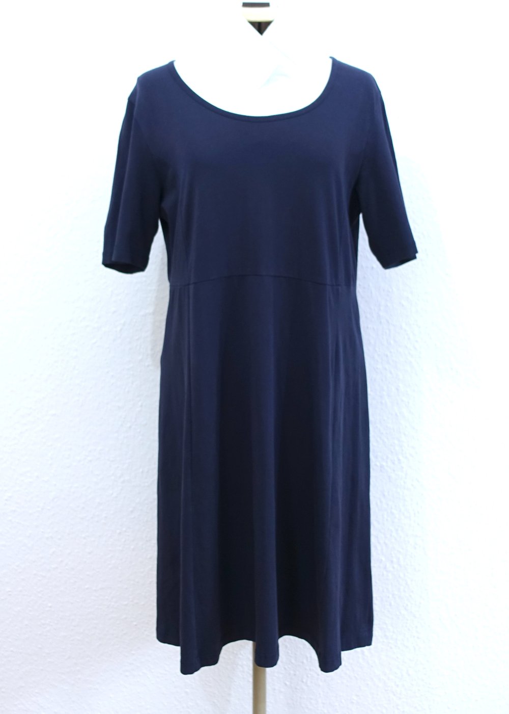 Kleid aus Baumwolle, marineblau, Größe 42/44