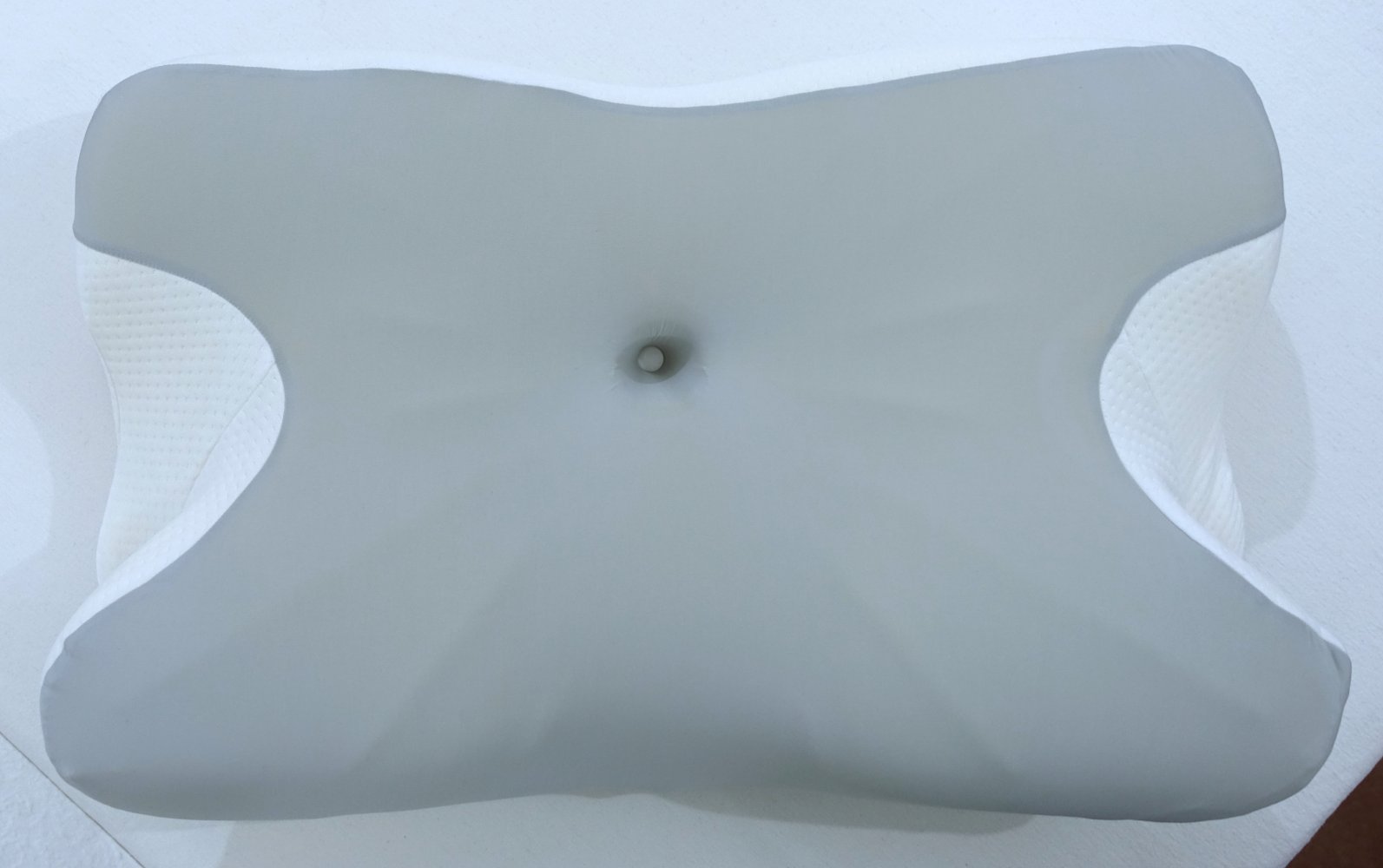 Orthopädisches Memory Foam Kissen mit kühlendem Bezug ✮NEU✮