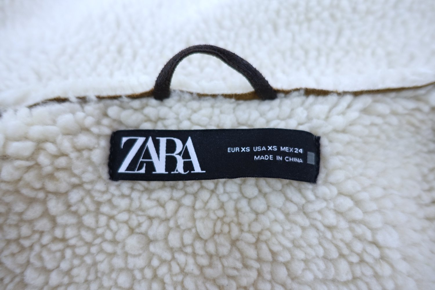 Zara Bomberjacke, Wildlederoptik, braun, 36/38