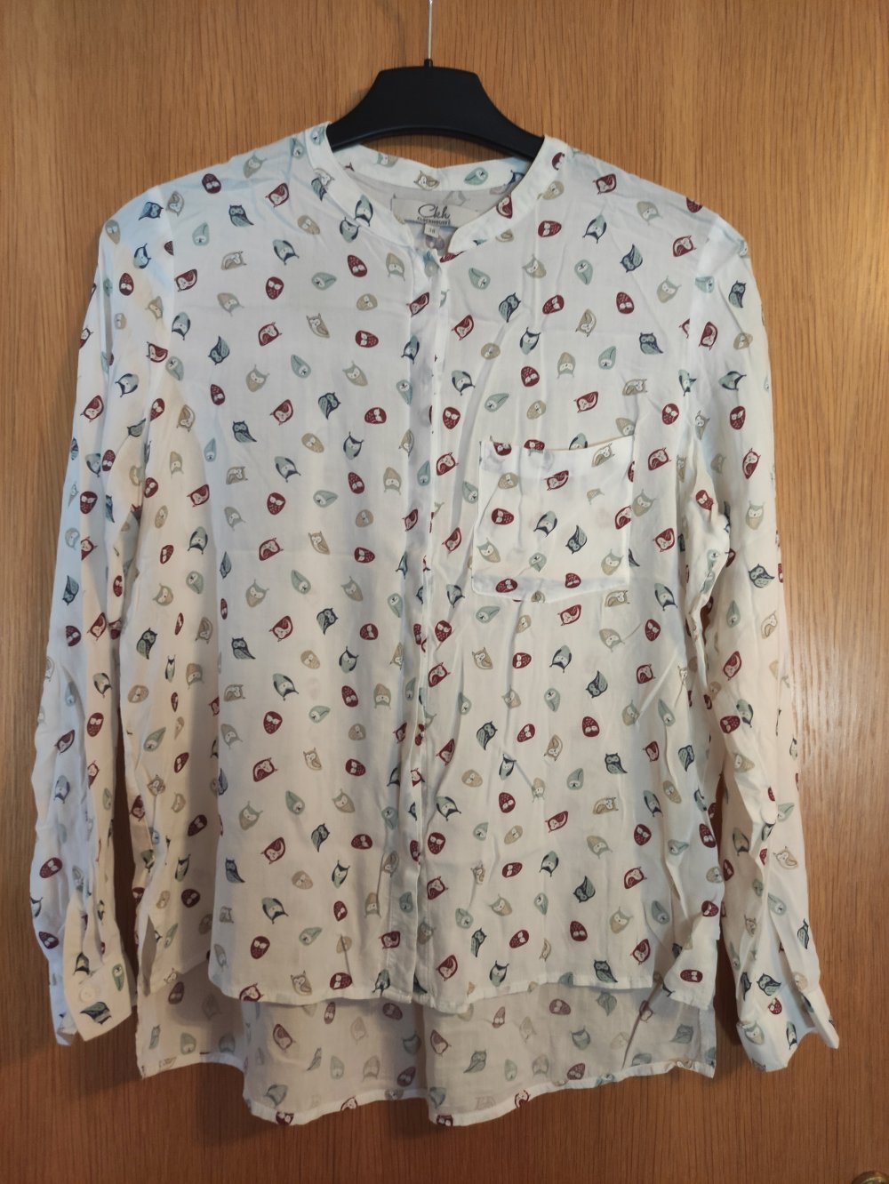 Niedliche Bluse mit Eulendruck Größe 38