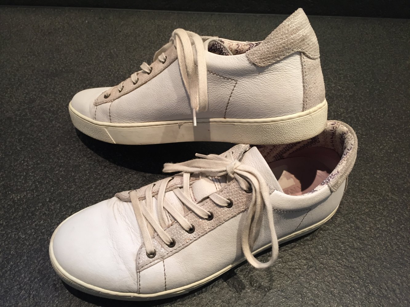 Sneaker Leder weiß, Gr. 39