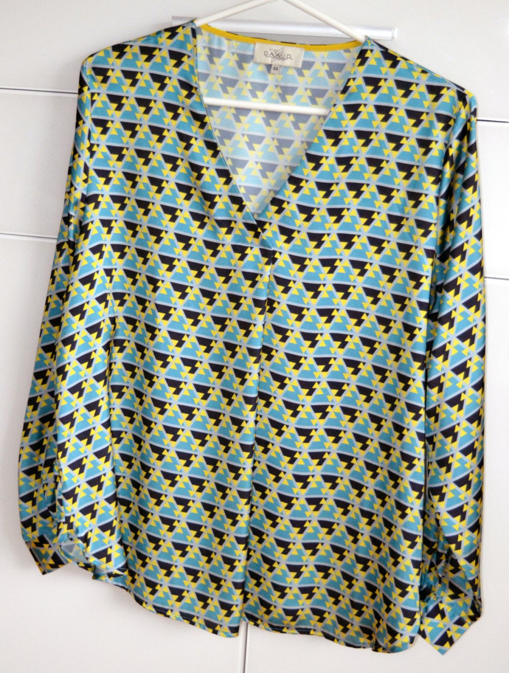 Tolle Bluse von Dawid Tomaszewski