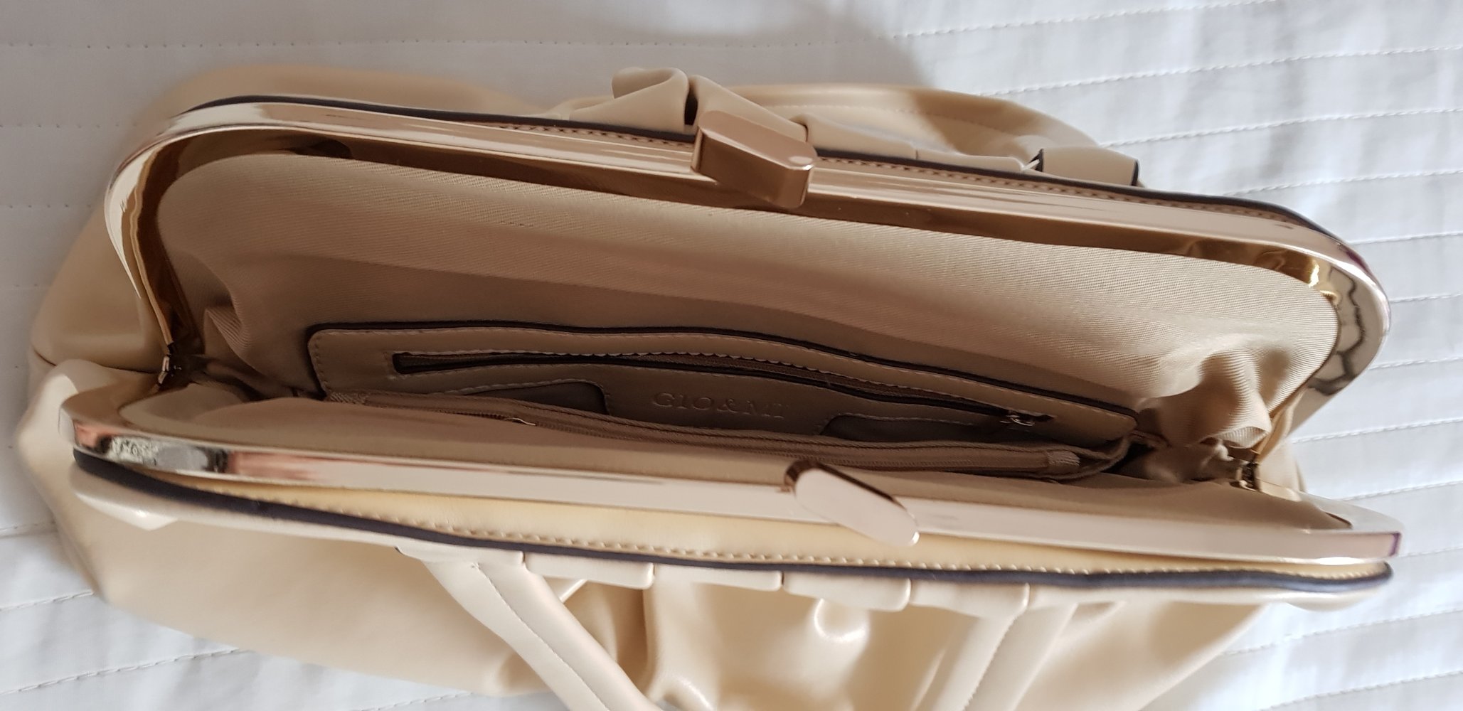 Tasche neu