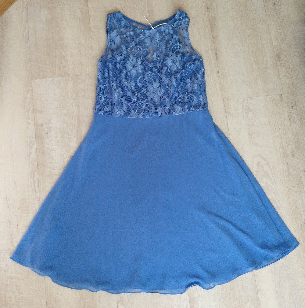 Kleid lavendel blau 40 chic festliches Kleid Cocktailkleid Abiball Sommerkleid himmelblau Einteiler