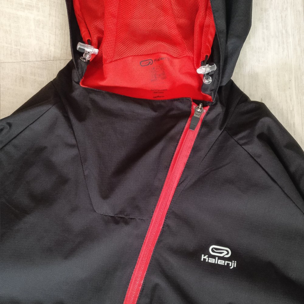 Kalenji Runner Wind Regen Jacke XXL rot schwarz reflektor Sport Running Training