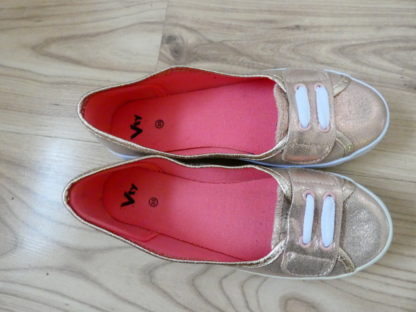 Mädchen Ballerinas Roségold Gr. 33 von Vty