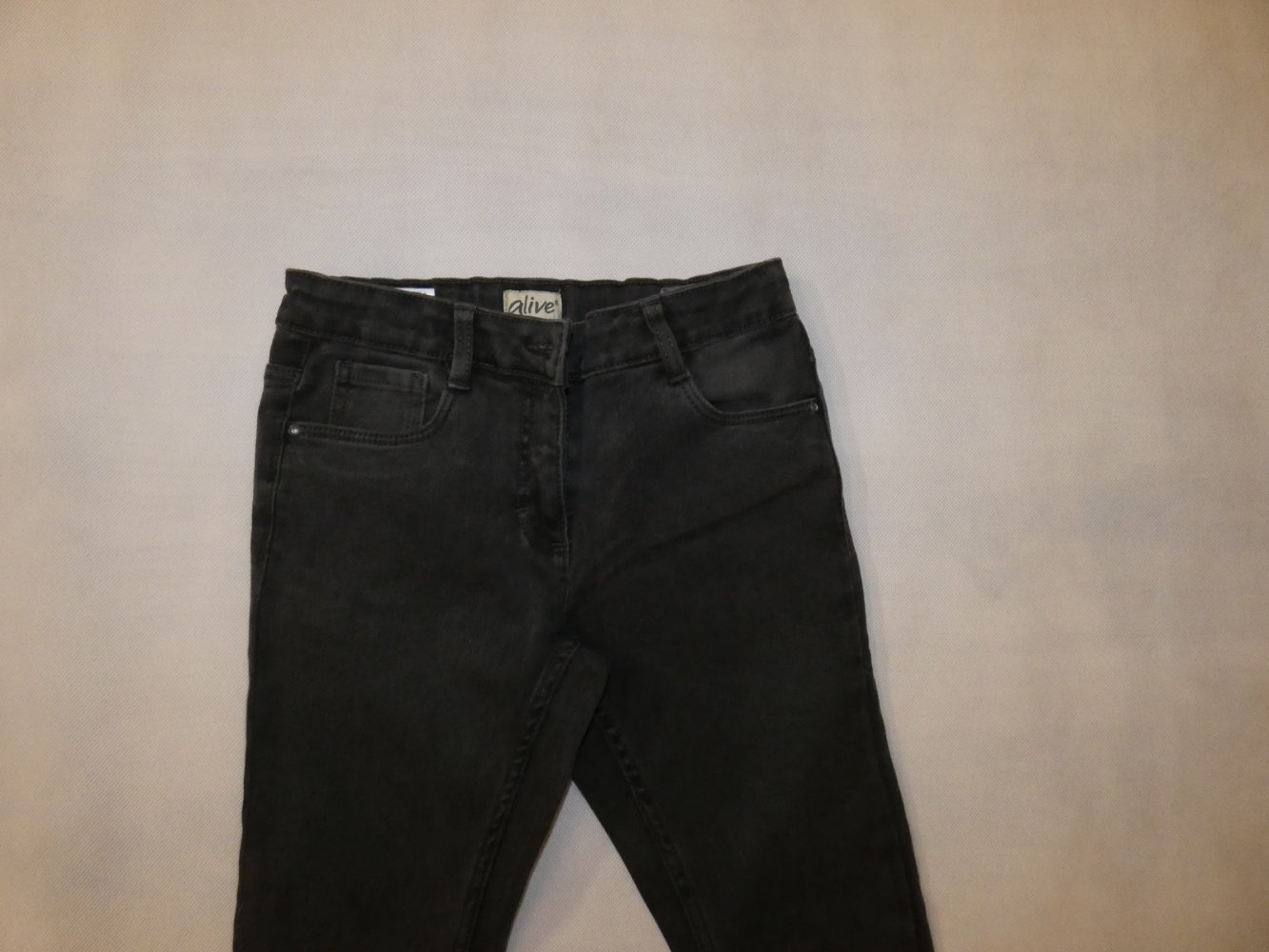 Wie neu! Mädchen Jeans Hose Anthrazit Grau Gr. 146