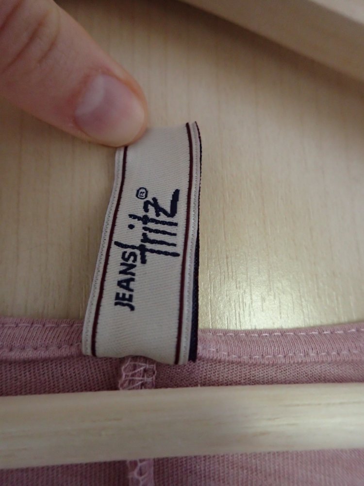 Hübsches T-Shirt