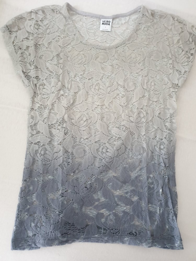 Shirt aus Spitze 