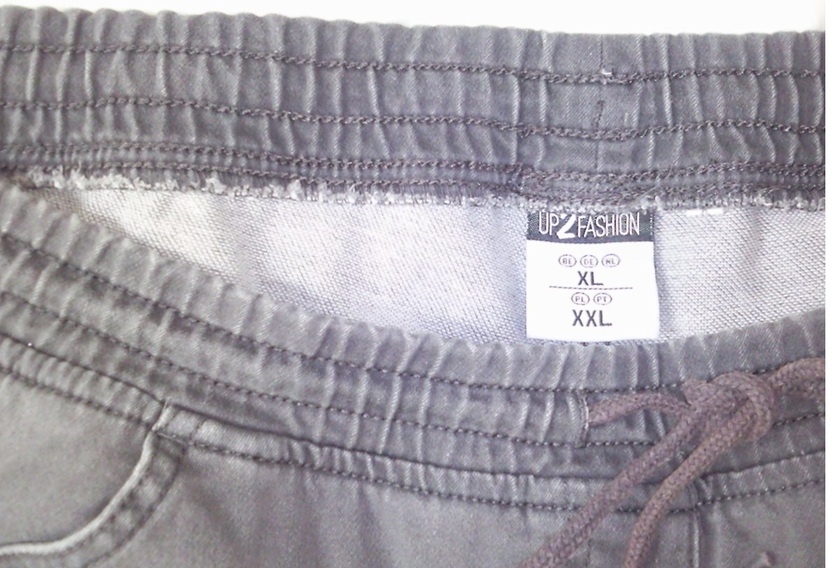 Graue Damen Shorts mit Kordel, Gr. XL, Bundweite 50 cm