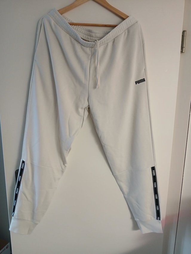 Original PUMA Trainerhose XL neu