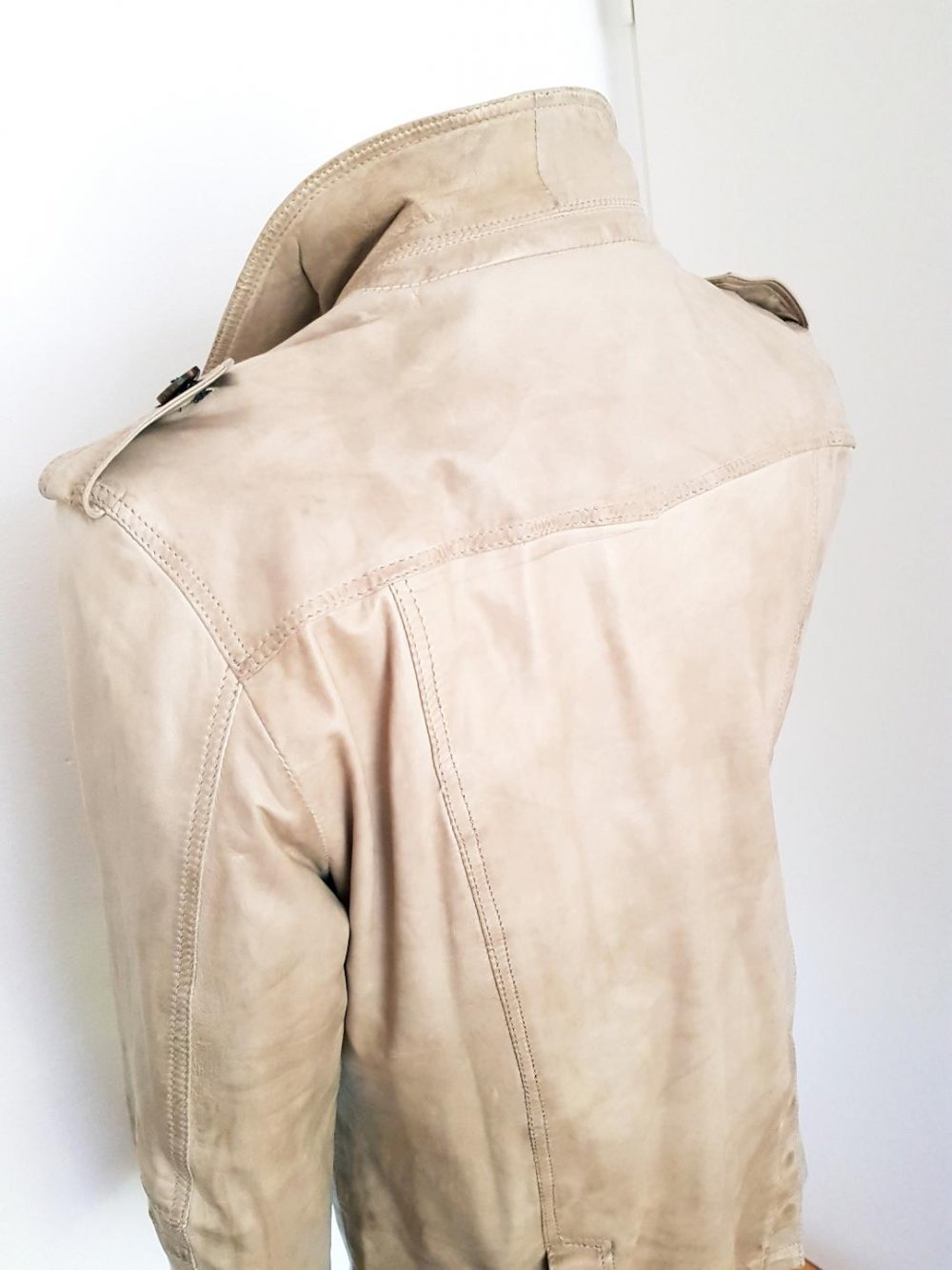 Lederjacke herren marke mauritius  beige