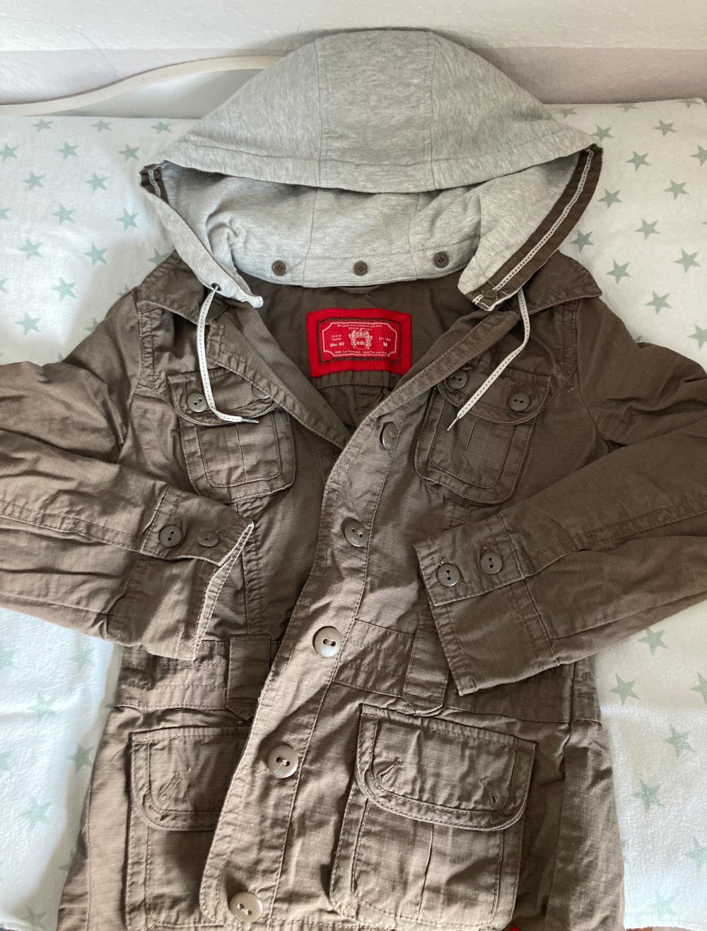 dünne Übergangsjacke