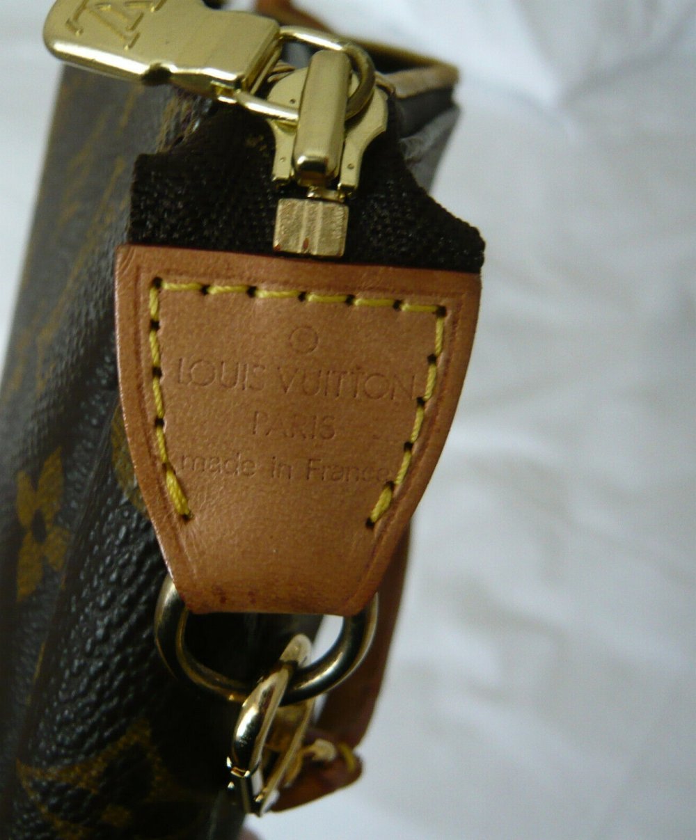  Louis Vuitton Pouchette Accessoire Vintage Mongram