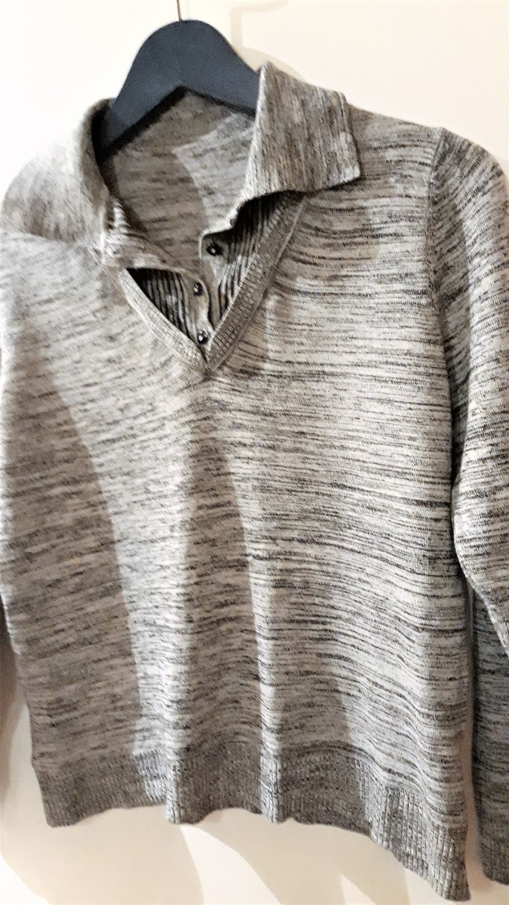 Schicker Damenpullover, Gr.38, Grau-schwarz, nur noch 3,-€