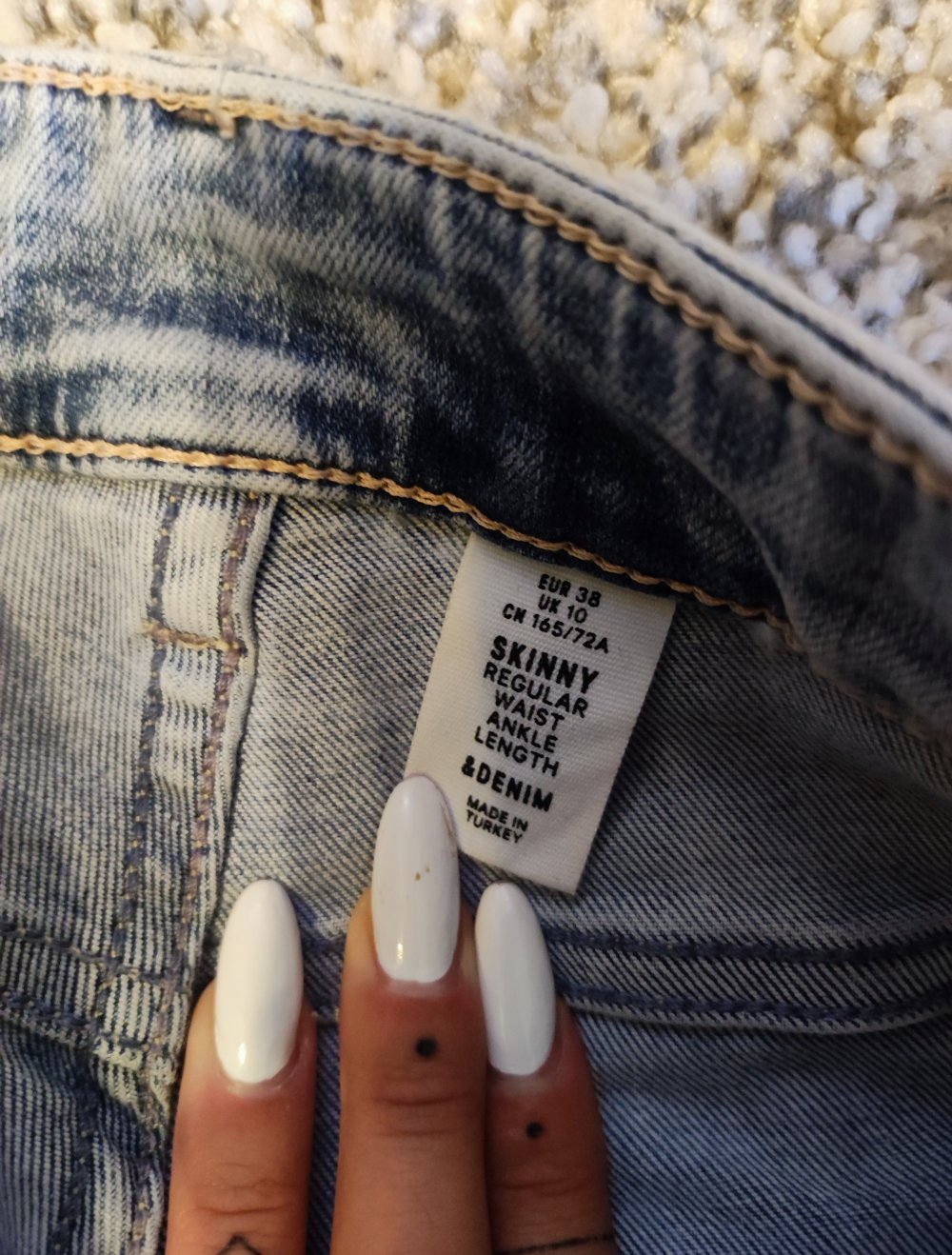 H&M skinny jeans - Zerrissene Beine
