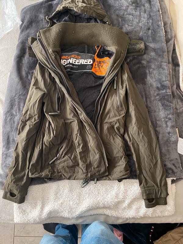 Herren- Damen Windbreaker Größe M Superdry