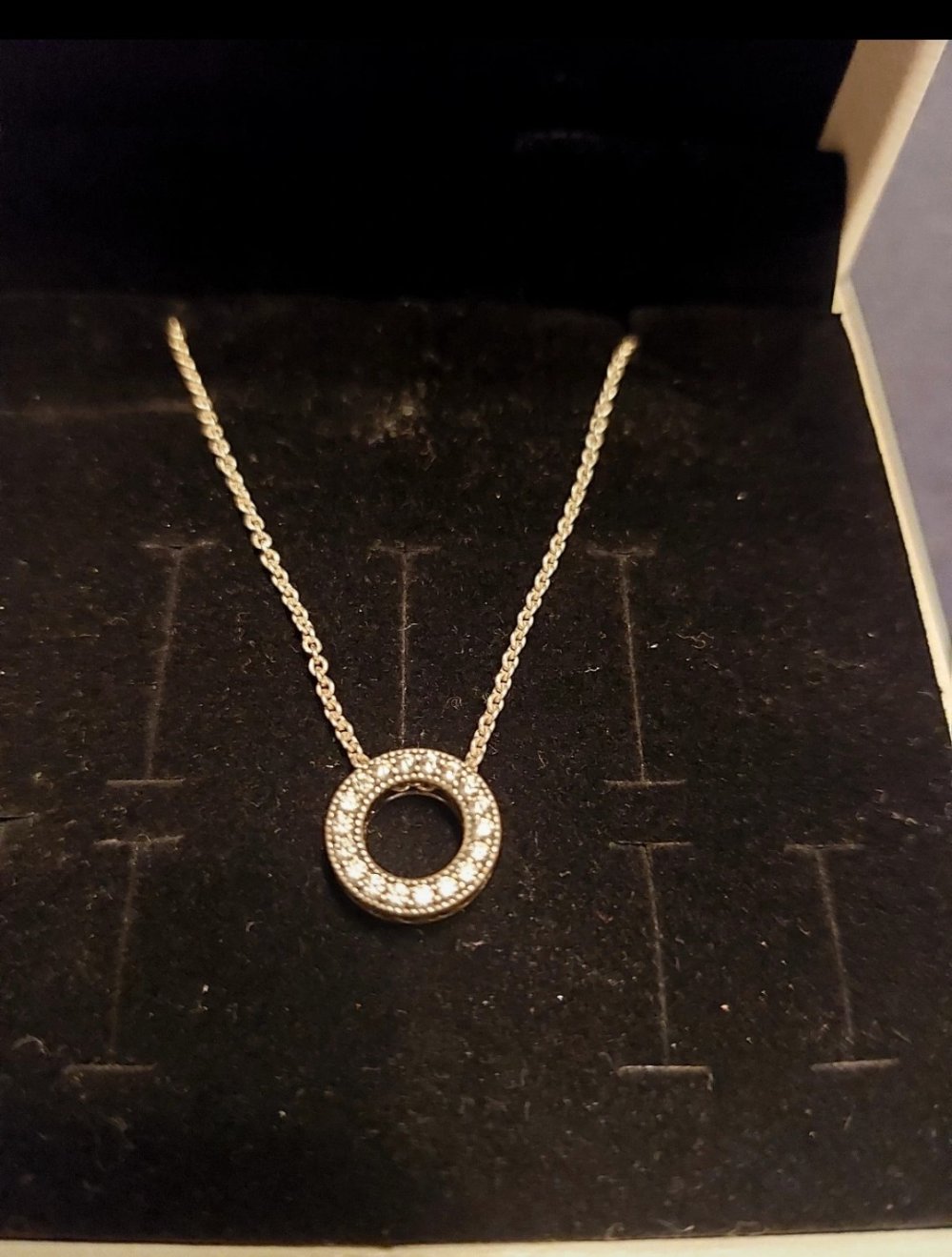 Pandora Logo Pave Kreis Collier Halskette