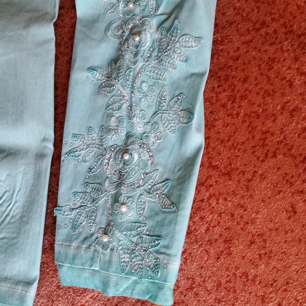 Wunderschöne nagelneue Glitzer Leggings von tredy Größe 36