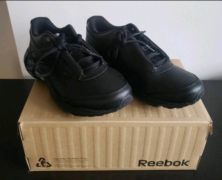 NEU - Reebok Freizeitschuh Gr. 36