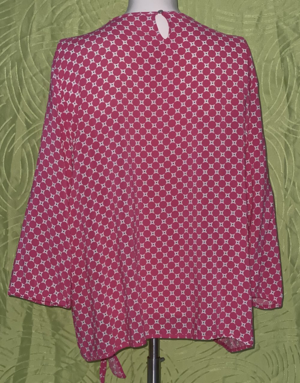 Comma Damen Bluse in der Größe 42  im sehr guten Zustand