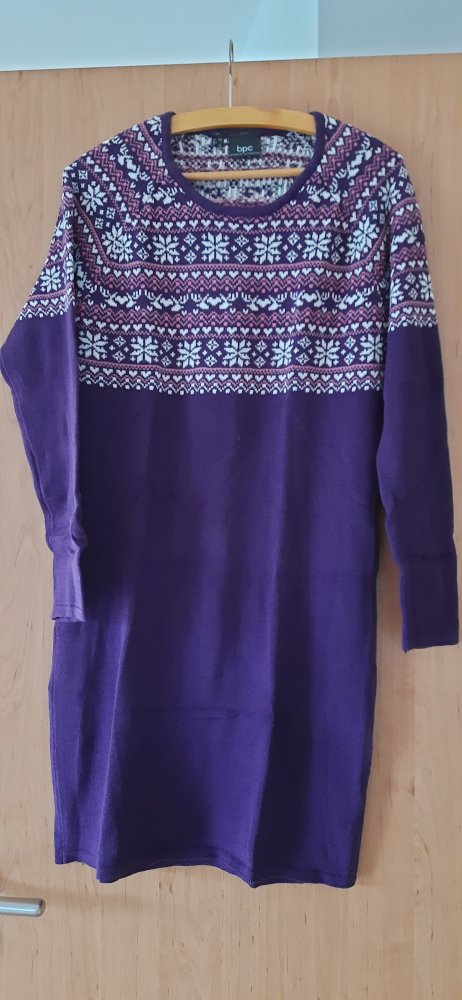 Strickkleid Lila