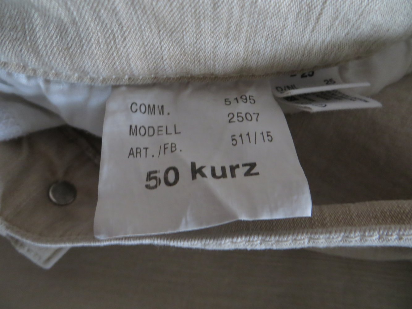 beige Zerres-Jeans, Gr 50K,   Innenbeinlänge 75cm, Fußweite 22cm