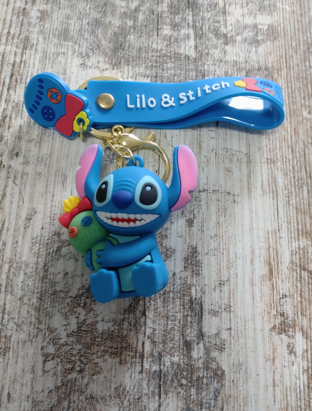 NEU Disney Stitch Schlüsselanhänger