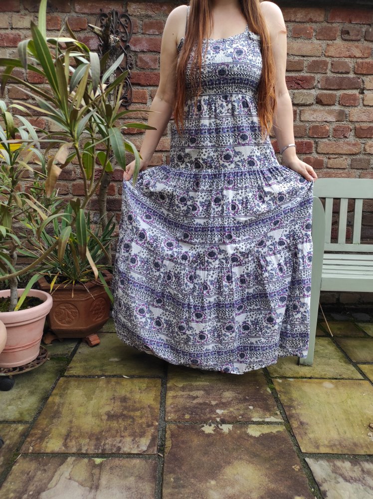 Maxikleid Gr. 42 Bohemian / Hippie Blumenmuster Kleid