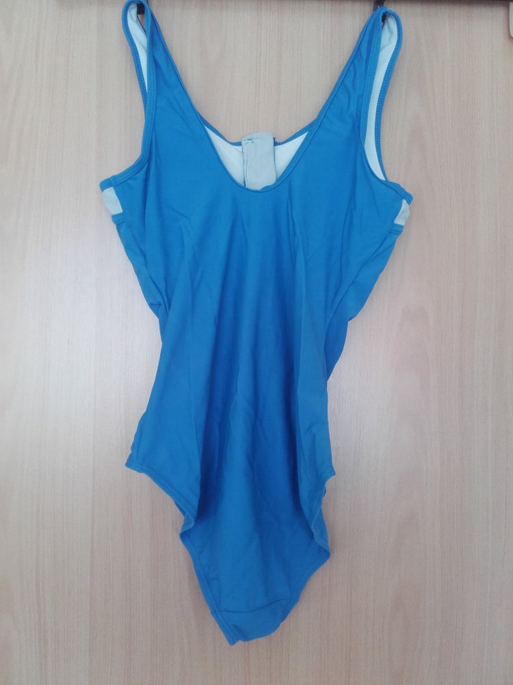 Badeanzug blau mit Reißverschluss von bpc selection