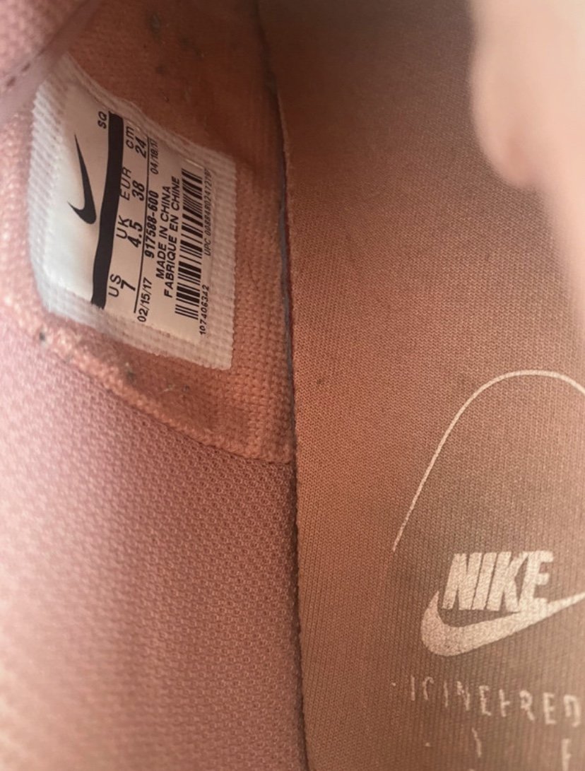 Rosa Nike Air Force