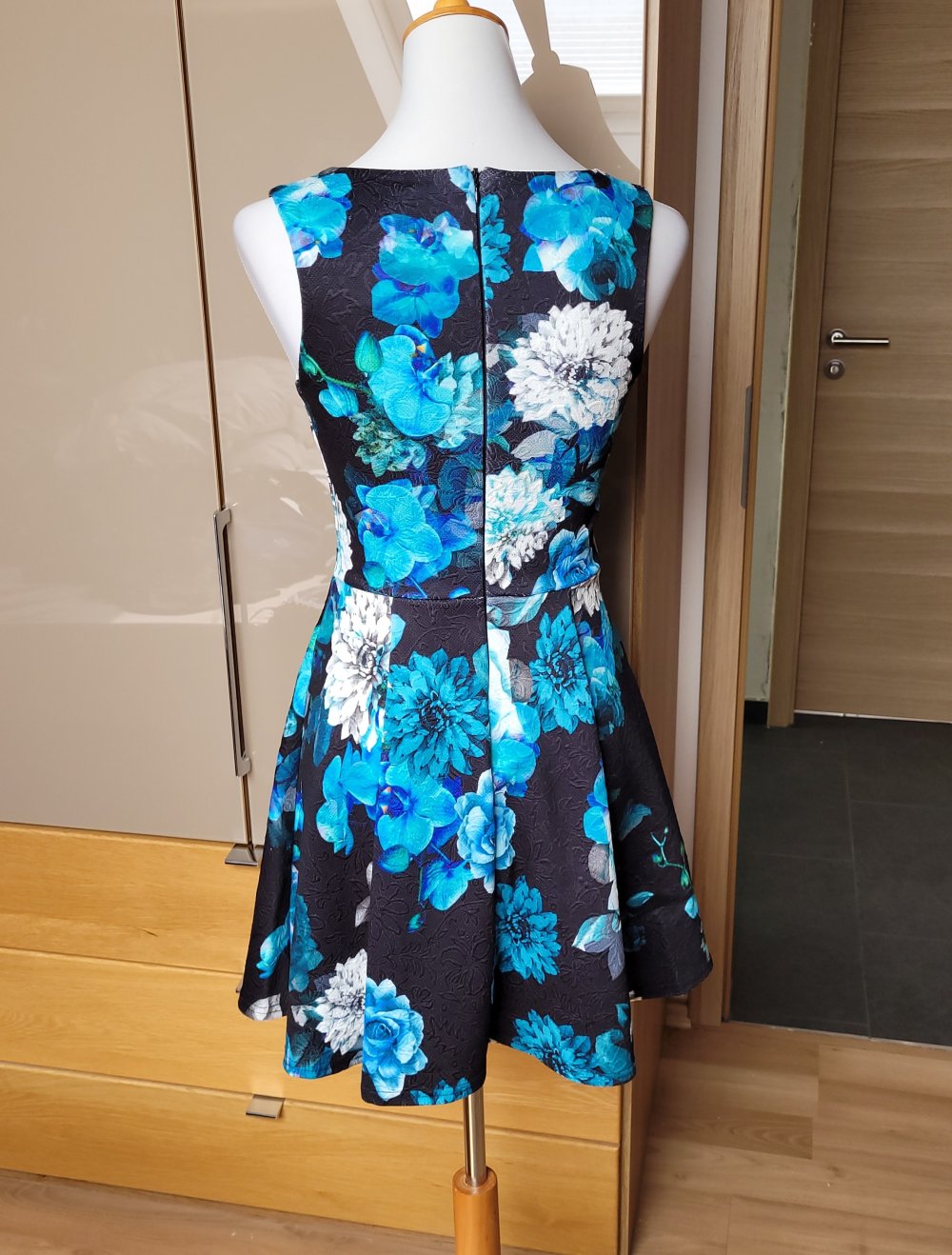 ted baker kleid m größe 2 blumenmuster