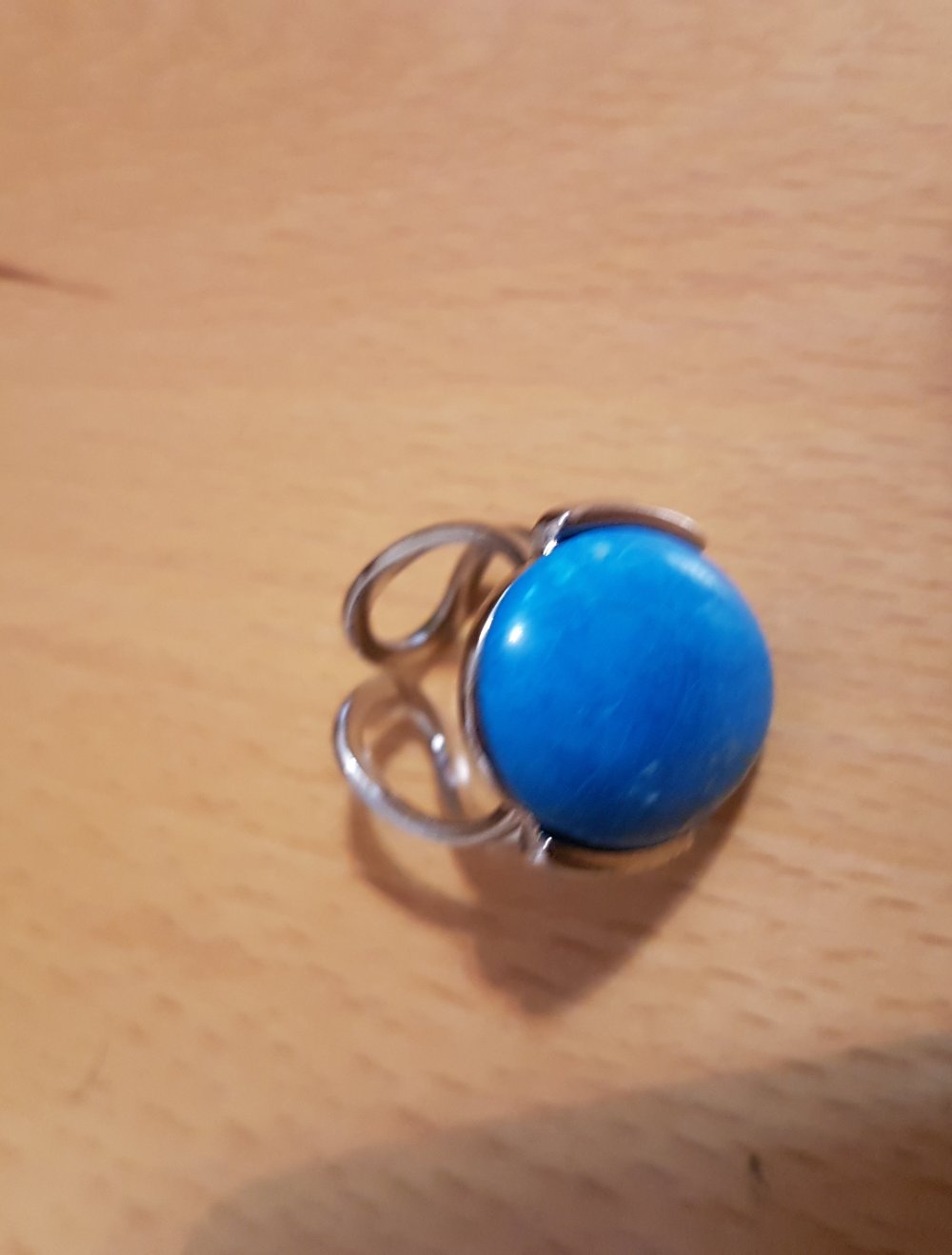 Ring blau mit Edelstein