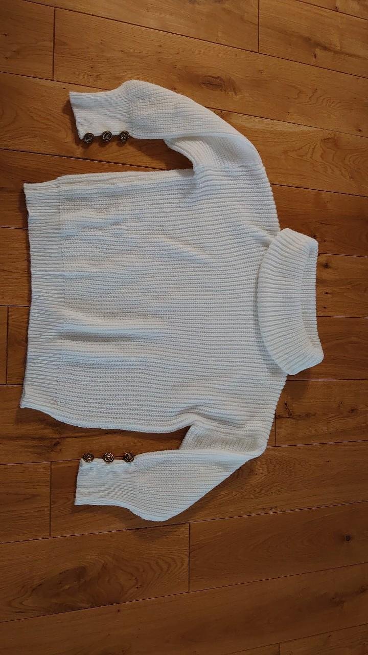 Pullover 90er Jahre Vintage weiß goldene Knöpfe