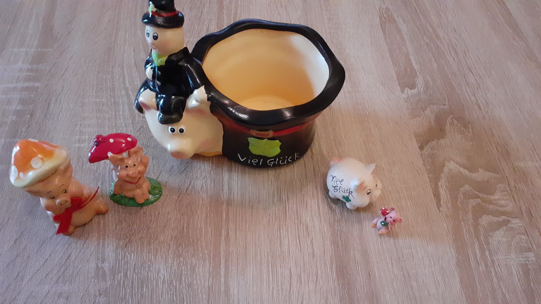 Glücksbringer Schweinchen Blumentopf