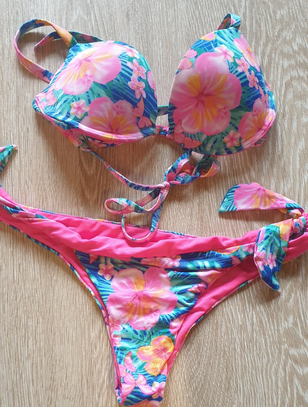 bikinis
