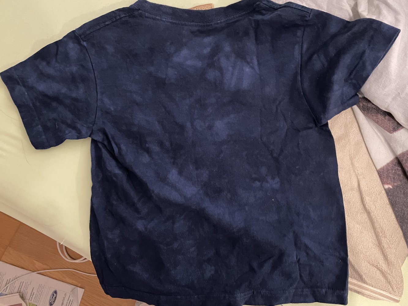 Schönes spezielles T-Shirt Grösse S