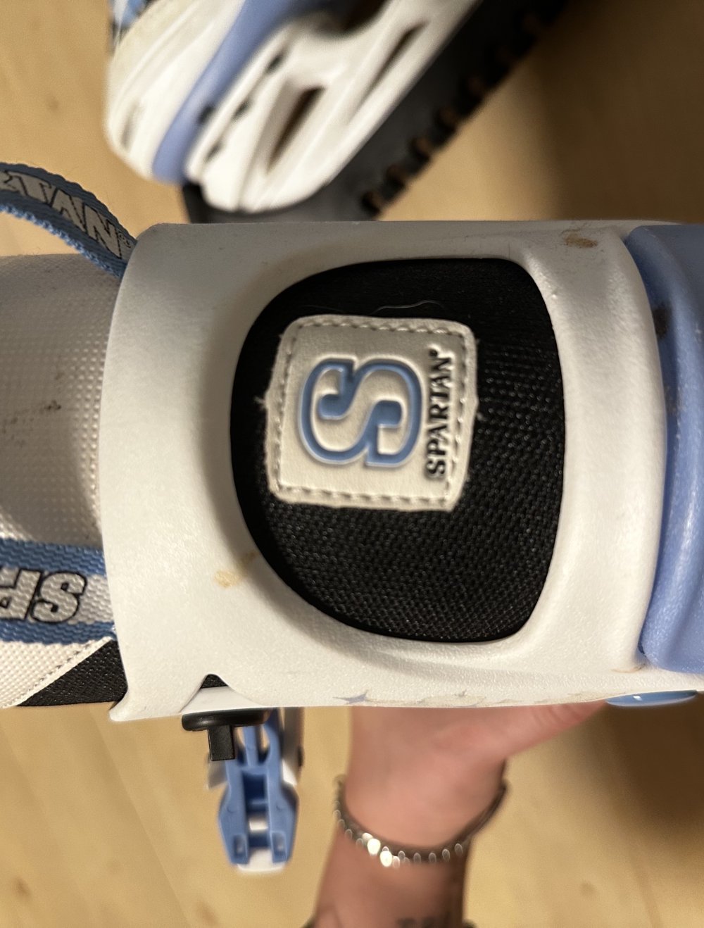 SPARTAN Kinderschlittschuhe 35-38