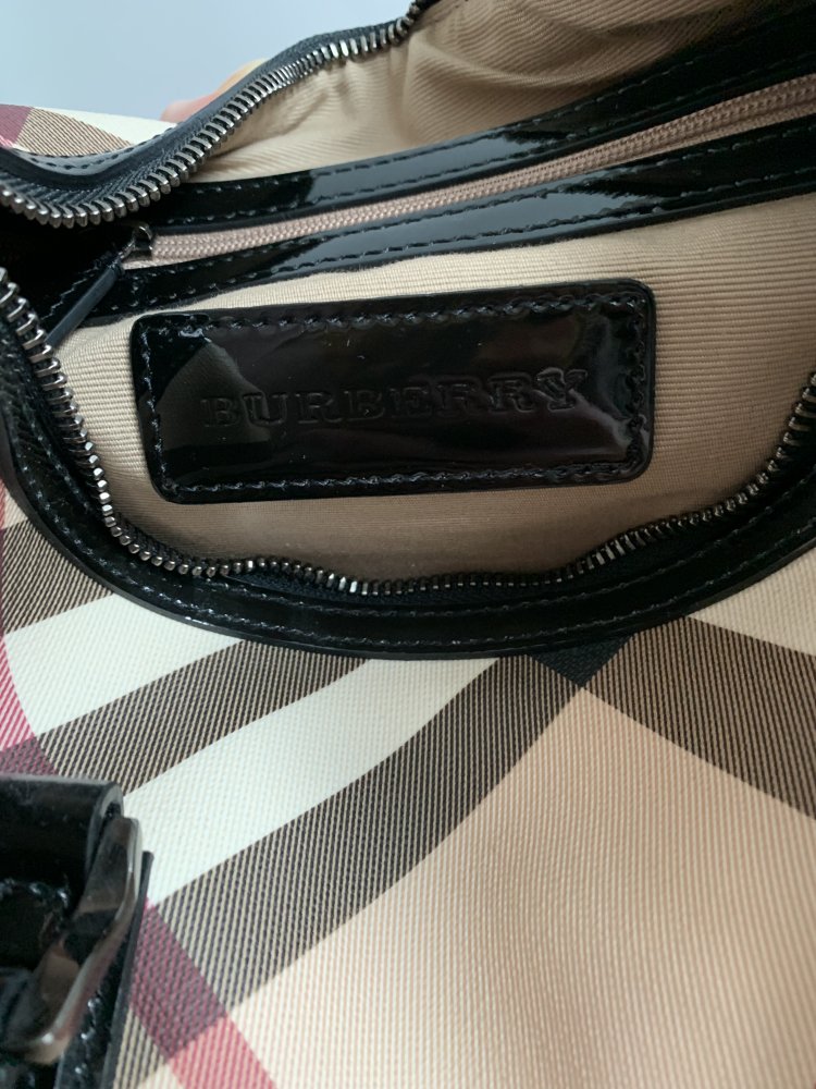 Handtasche