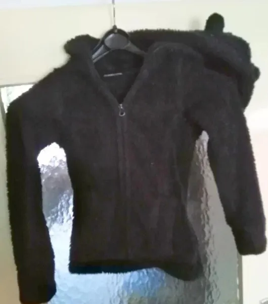 Flauschige Weste - Kapuzenjacke - Gr. 134-140 - crash one