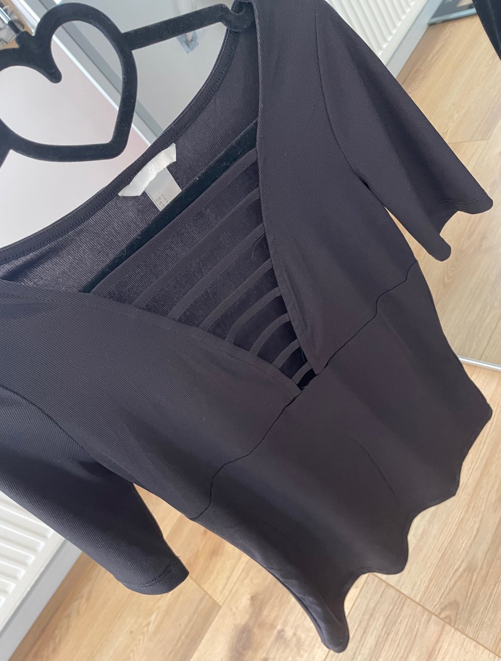 Shirt mit offenem Ausschnitt