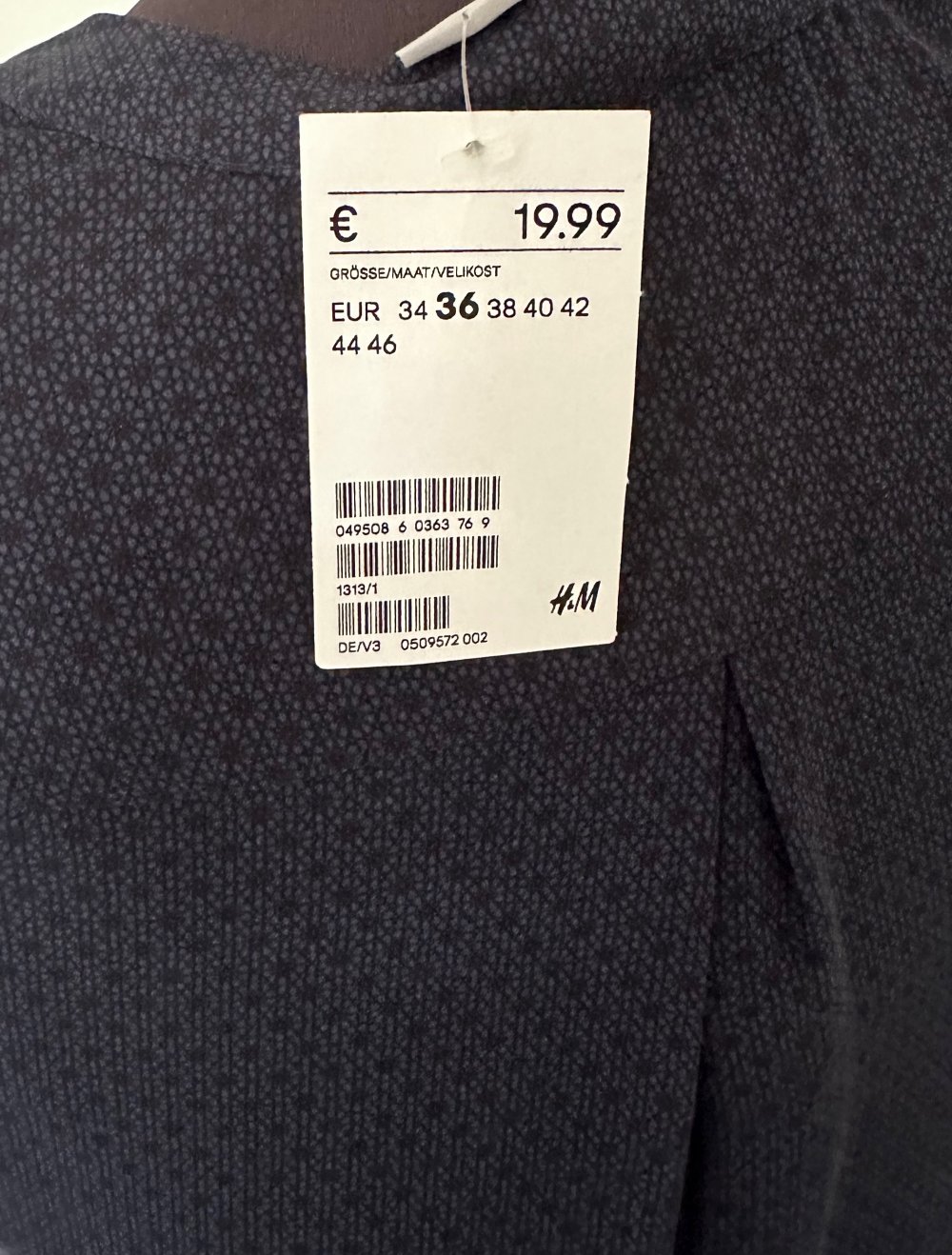 kleid neu mit Etikett